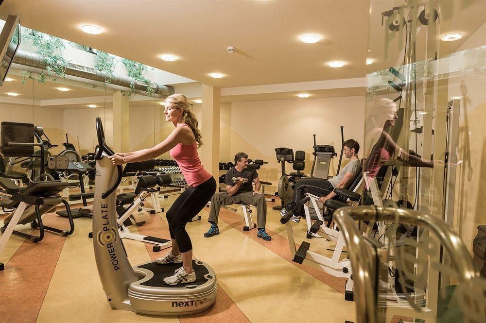 Landhaus Aamadall Im Alpinresort Sport & Khách sạn 2*