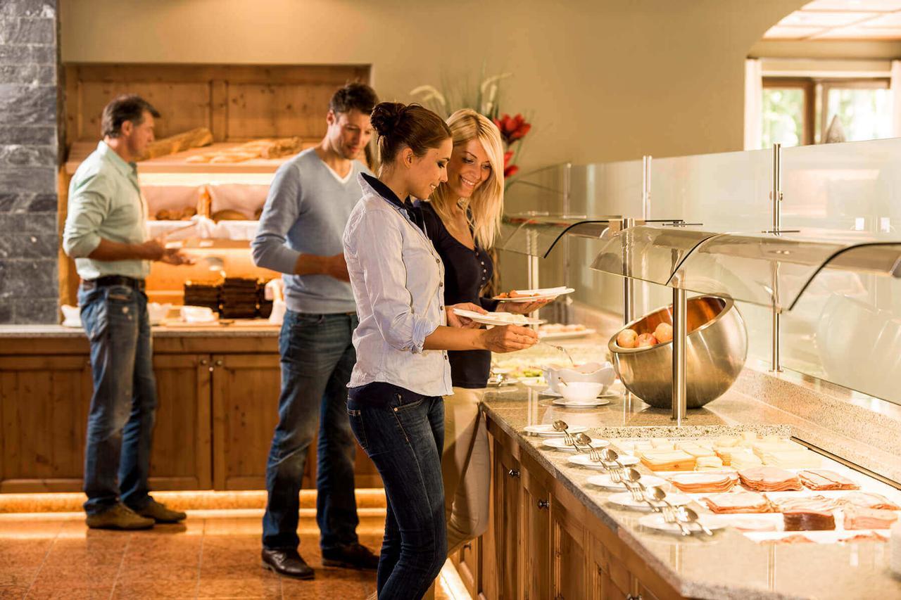 Khách sạn Landhaus Aamadall Im Alpinresort Sport & 2*