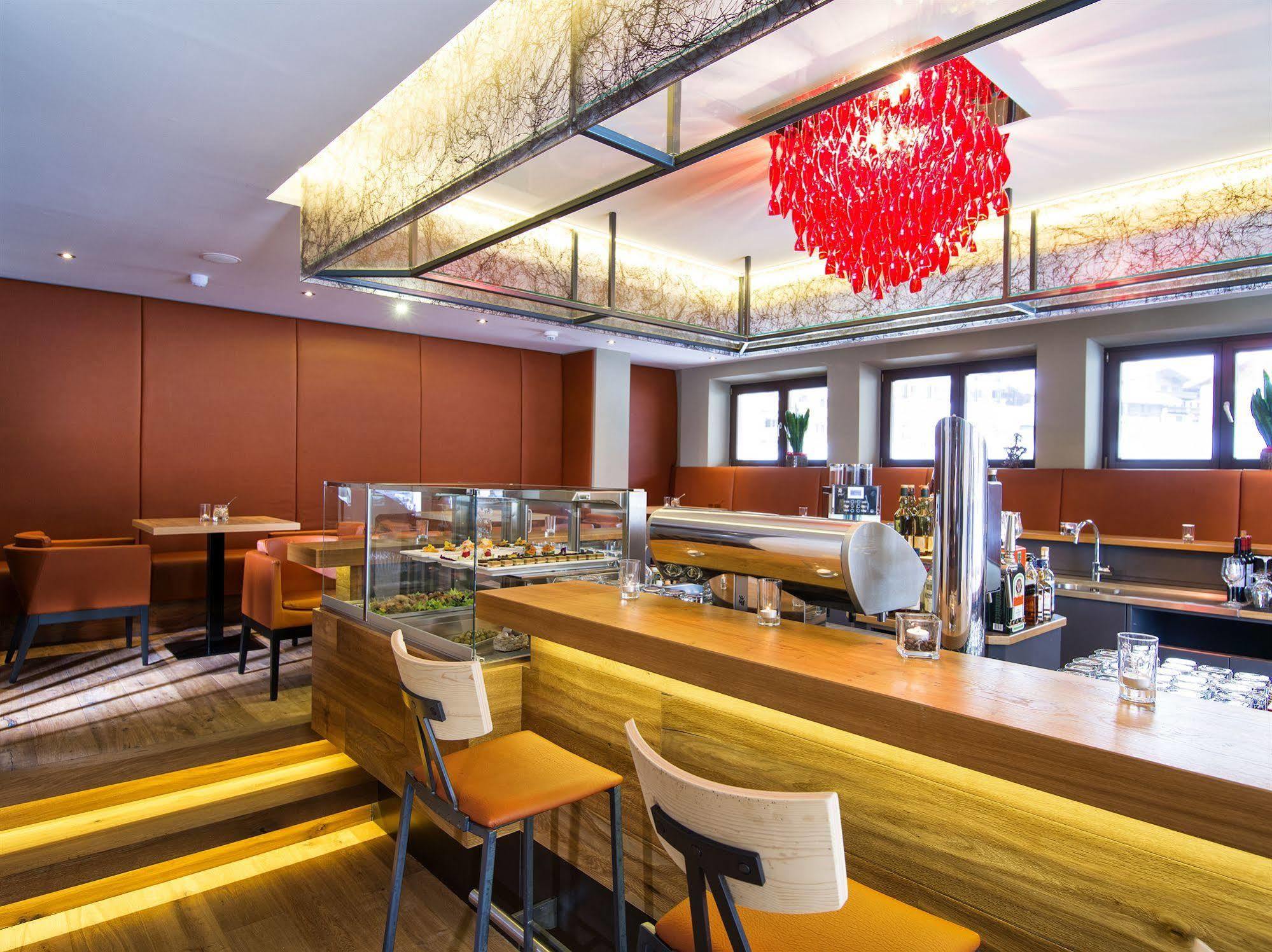 Khách sạn Landhaus Aamadall Im Alpinresort Sport & Saalbach-Hinterglemm